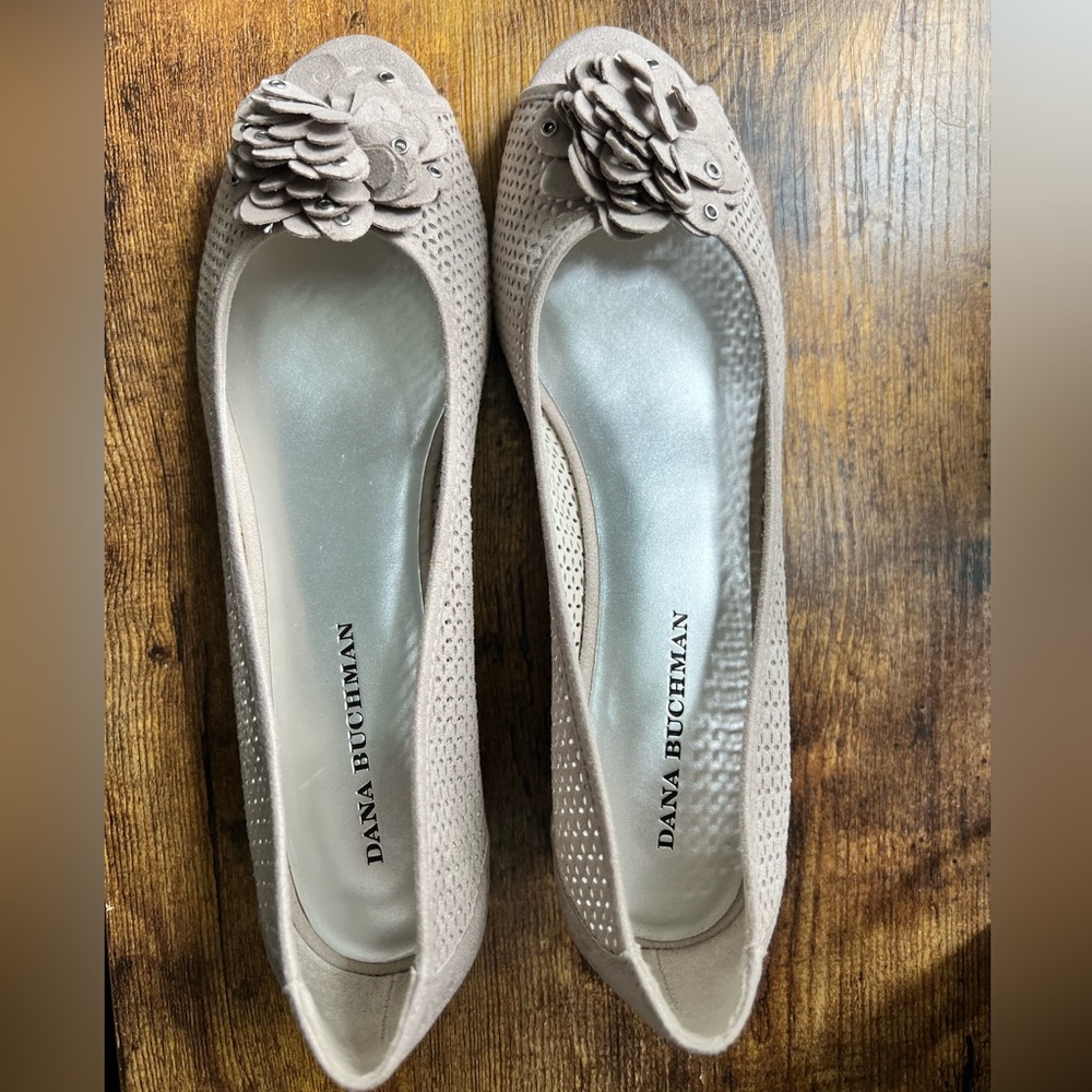 Dana Buchman Open Toed Heels
